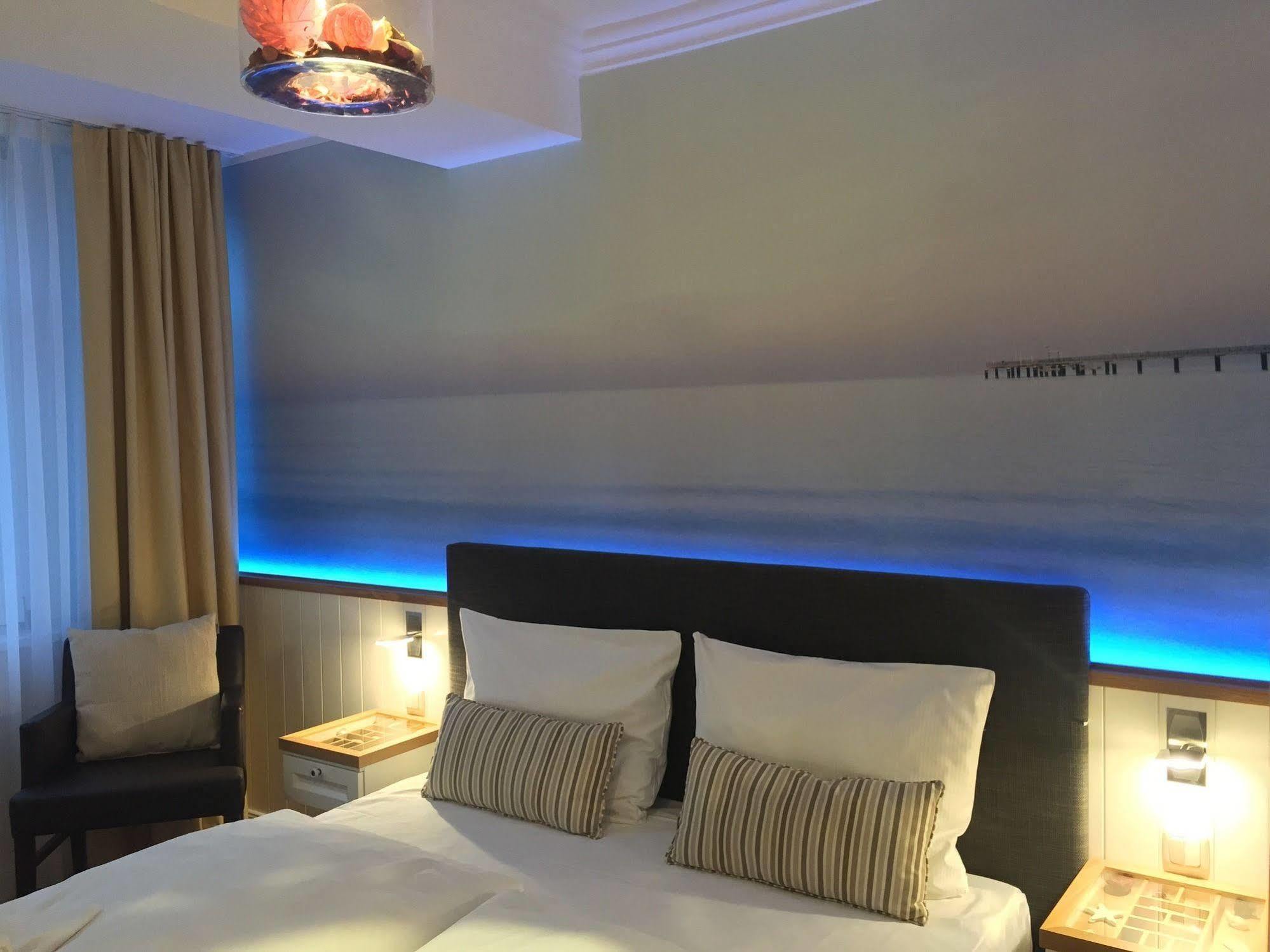 Hotel Vier Jahreszeiten Binz - Adults Only מראה חיצוני תמונה