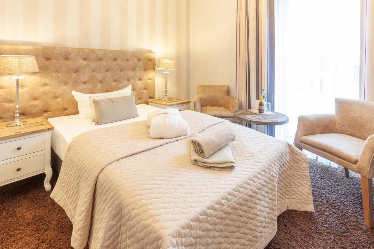 Hotel Vier Jahreszeiten Binz - Adults Only מראה חיצוני תמונה